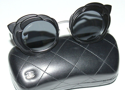 CHANEL Runway Collection CAMELLIA Black Limited Edition Sonnenbrille