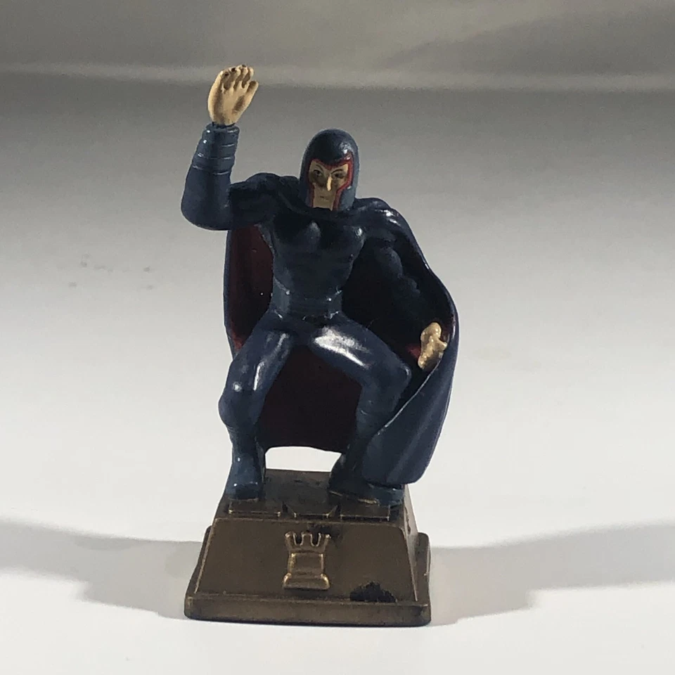 Magneto Marvel Heroes Chess Set Gold Base Rook Replacement Piece Pressman 2003 - Image 2 of 4