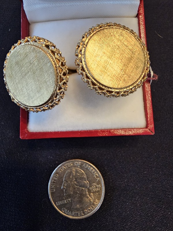 Very Large 14k solid gold cufflinks vintage not engraved 11+ Grams