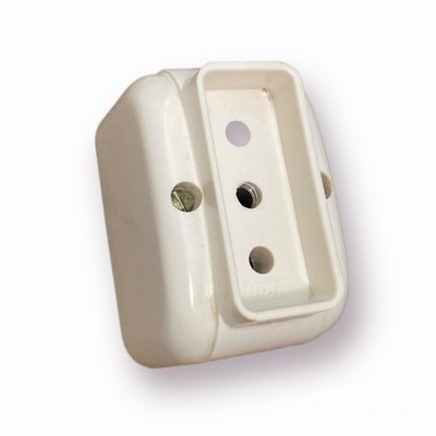 Veto Vintage Tripole Plug 220V 16A Wall Mount 55mm X 35mm