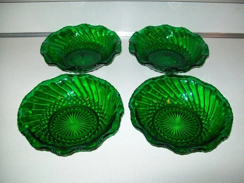 4 Vtg Anchor Hocking Forest Green Swirl Diamond Pattern Ruffled 6 1/2" D Bowls