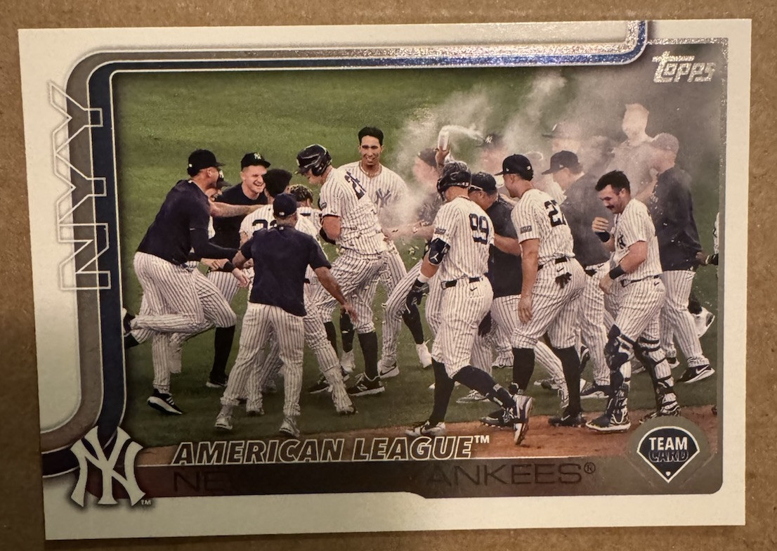 2025 Topps Series 1 #123 New York Yankees Team Baseball Card