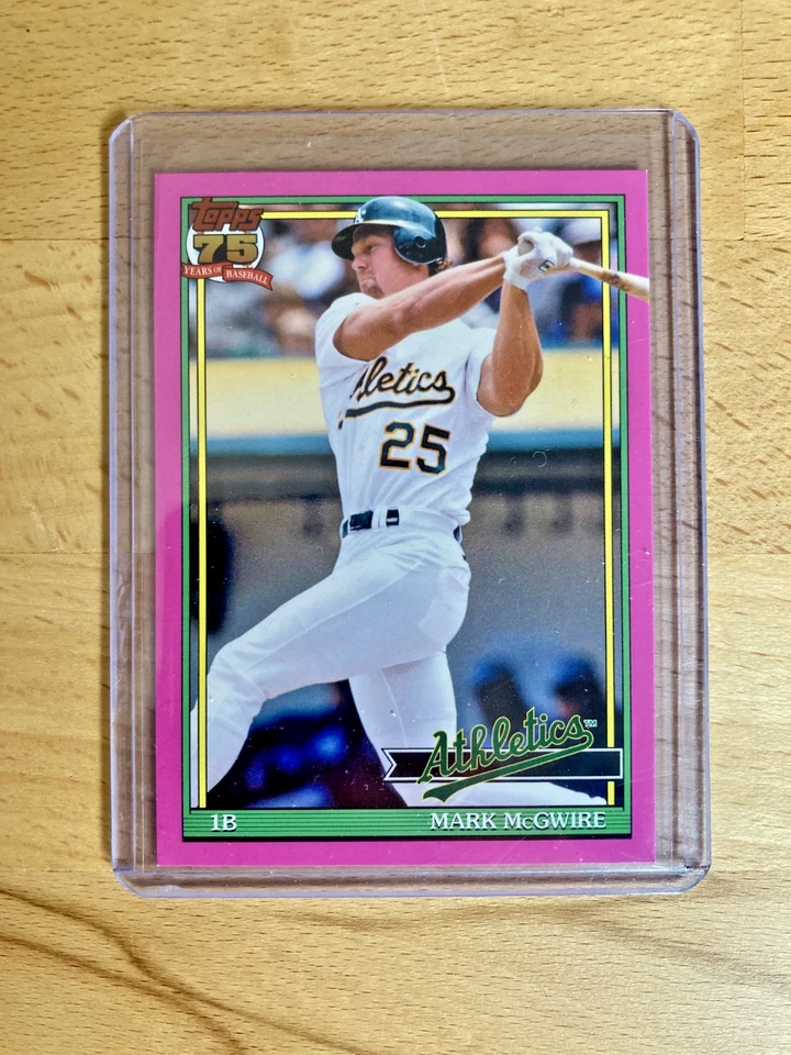 2026 Topps Series 1 1991 #T91-44 Mark McGwire [Pink] - Photo 1/2