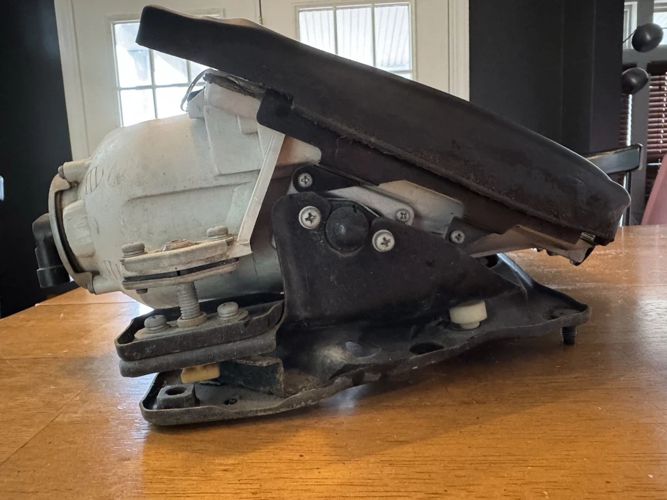 1991 Nissan 300ZX Z32 USDM Passenger Side Headlight Assembly – OEM – Clear Lens - Image 4 of 4