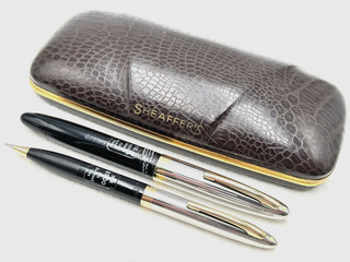 NOS? c1945 SHEAFFER SENTINEL DELUXE FULL SIZE VAC FILL FOUNTAIN PEN PENCIL SET