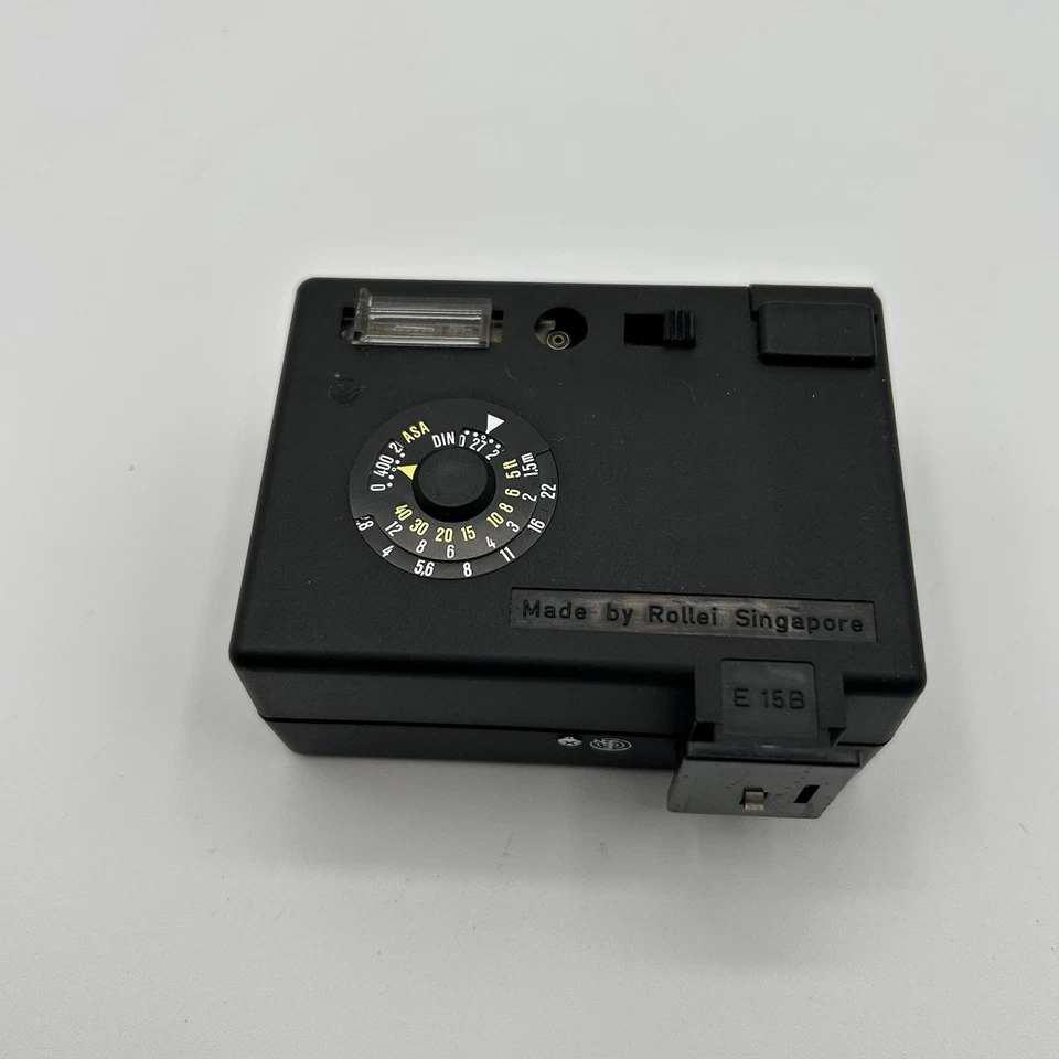 Flash electrónico con zapata caliente Rollei E15B + cables - sin probar, enciende Foto 3 de 4