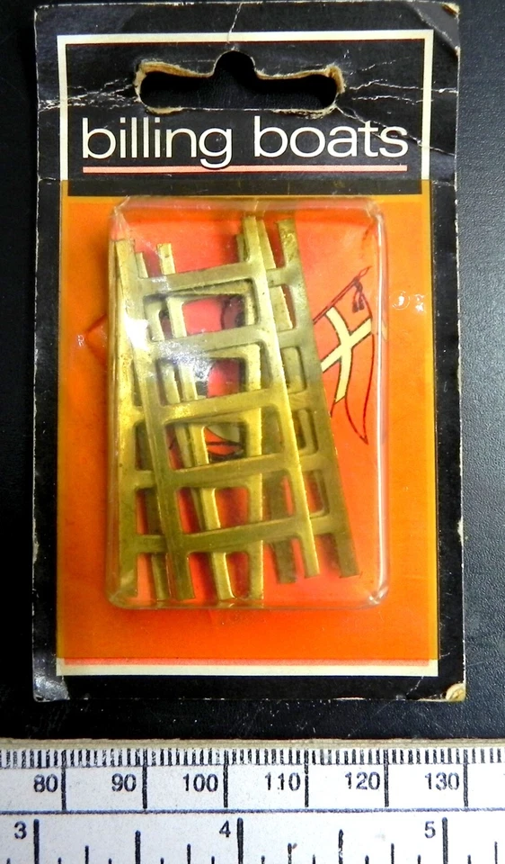 Scala 18 X 45 MM Ottone - Billing Boats Pt.744 - Pkt.5 - Immagine 2 di 4