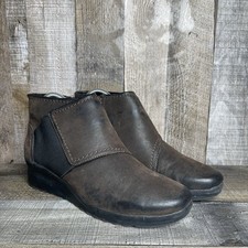Womens Clarks Caddell Rush Brown Leather Zip Mini Wedge Ankle Boots Size 7.5