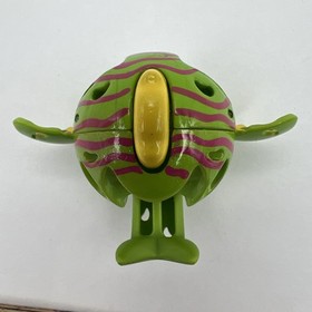 Spinmaster Zoobles Spring To Life sea habit Seagonia green fish Toy Figure Sega