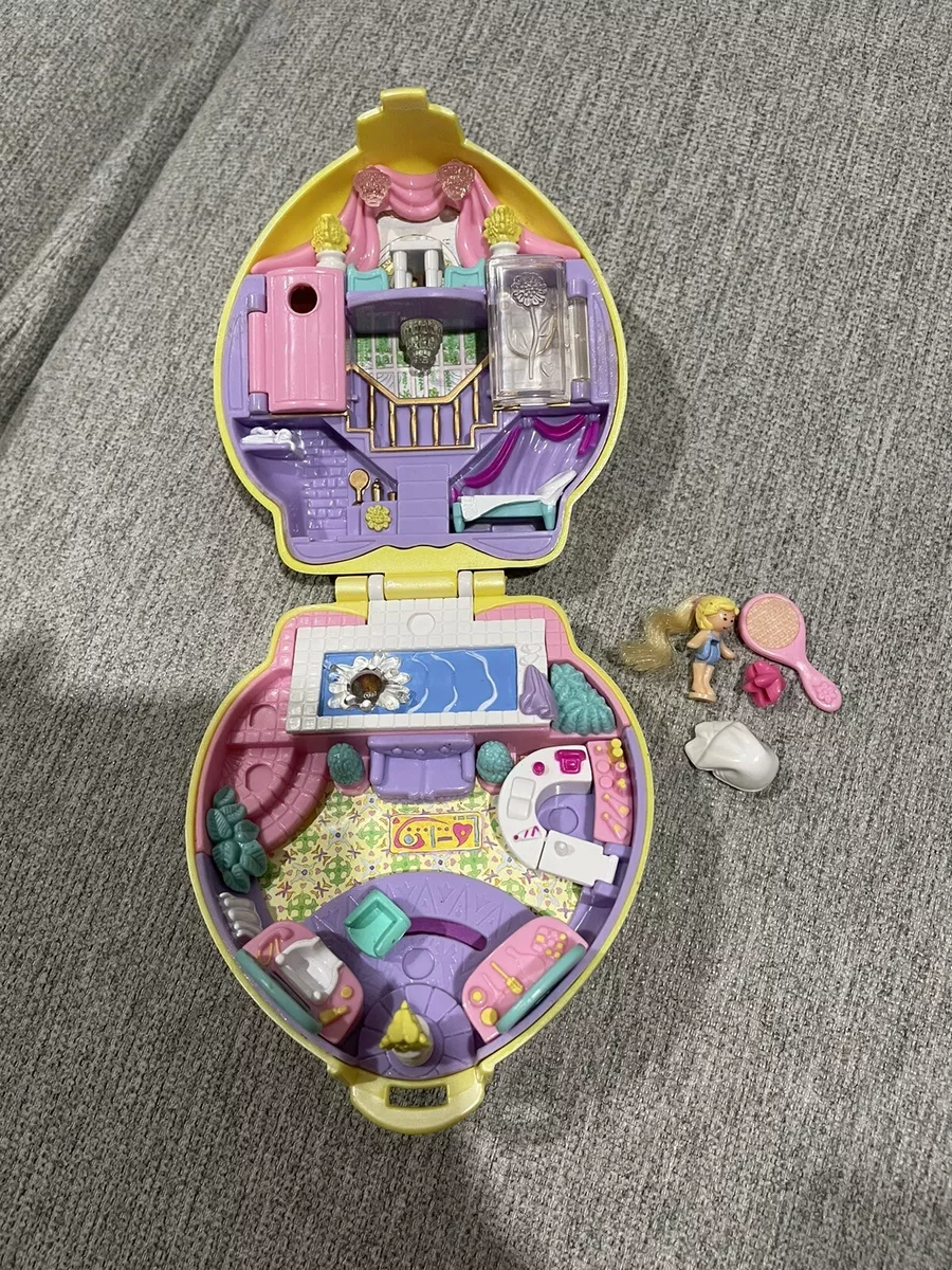 Polly Pocket: Polly's Hair Stylin' Salon