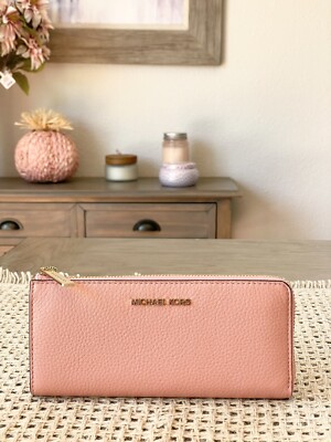 MICHAEL KORS JET SET TRAVEL LARGE 3/4 ZIP WALLET In PEACH NEW GOLD