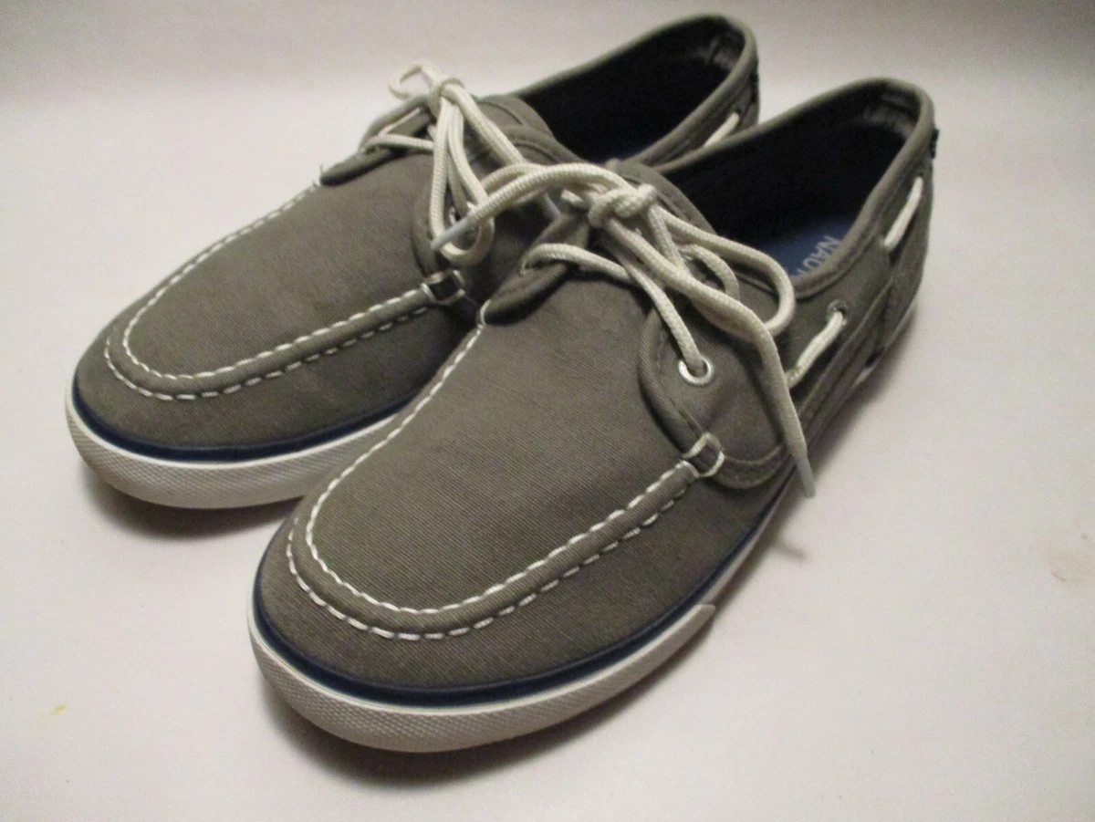 Nautica canvas boat shoes top