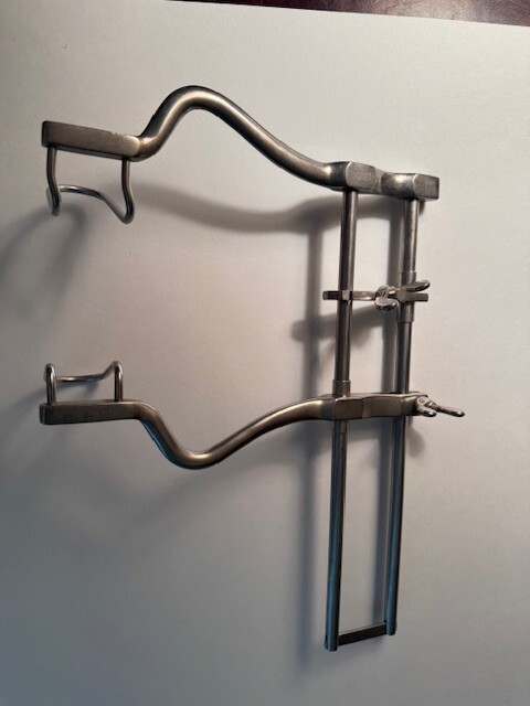 Balfour Retractor & Multiple (10) Attachable Accessories by Multiple Brand Names