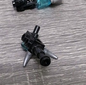 Lego Legends Of Chima Ice Wolves Minifigures Weapons Lot of 3 Plus Accessories 