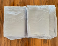 EUC Bedsure Get Cozy Queen Sheet Set-Fitted, Flat Sheets, 2 Pillowcases. Lt Gray