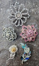 5 Vintage Brooch Rhinestone Flower Metal Pins. Unsigned