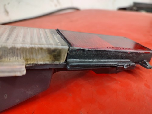 C4 Corvette 1984-1987 Rear Bumper Side Marker Light Drivers Left LH undamaged - Picture 5 of 5