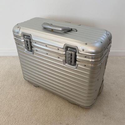 RIMOWA TOPAS Pilot Case36L Aluminum 2-wheels Silver Carry RIMOWA TOPAS Pilot Case36L Aluminum 2-wheels Silver Carry