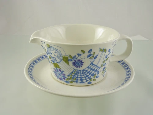 FIGGJO LOTTE 1972 WOMAN GRAVY SAUCE BOAT & STAND BY turi-design NORWAY