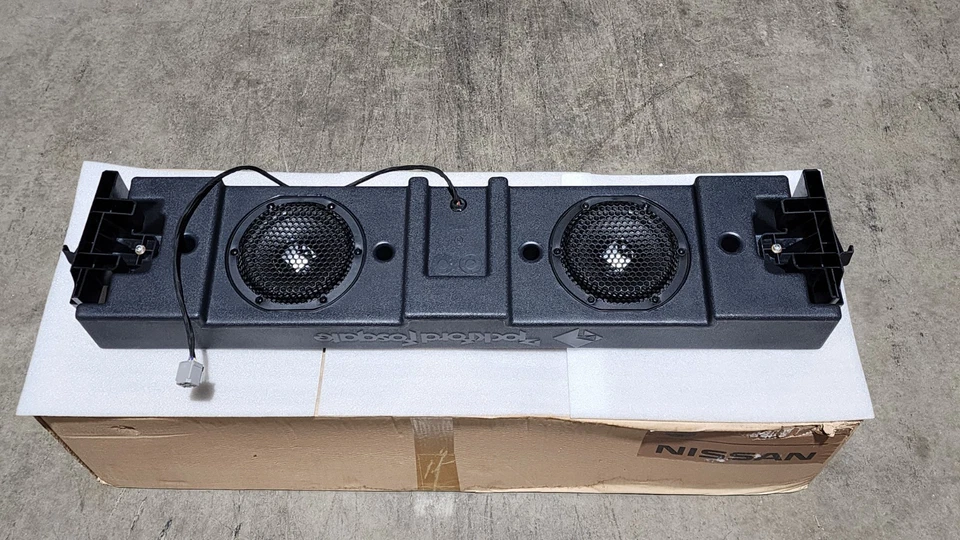 Комплект для установки сабвуфера 2019-2021 Nissan Kicks, Versa Rockford Fosgate 999U4-45000 - Изображение 4 из 4