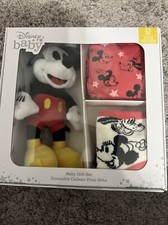 Disney Parks Store baby gift accessory Set 0-6 months Newborn New Bib Plush Sock