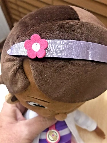 Doc McsSuffins Dottie Vet Doctor Stethoscope Disney 12" Plush - Picture 4 of 7