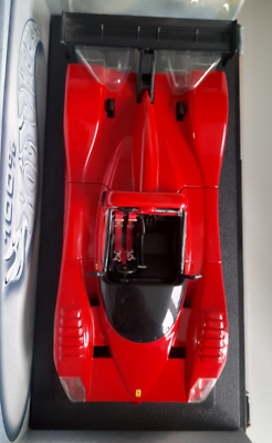 Large 1/18 scale 100% Hot Wheels FERRARI F 333 SP diecast model