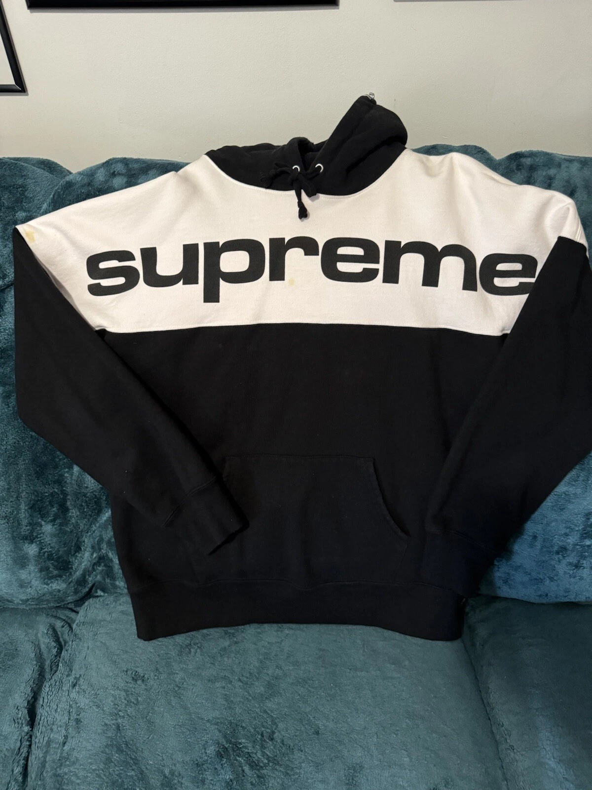 Sweat à capuche logo bloqué Supreme FW17 très rare en bon état taille grande NOIR