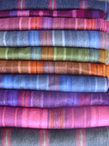 WHOLESALE LOT OF 30 SOFT ALPACA WOOL ALONSO BLANKETS 45" X 66" - FOR KIDS 39V - Picture 1 of 12