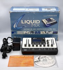 Focusrite Liquid Mix 32x Hardware Powered Dyn...