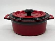 Small red cassarole dish