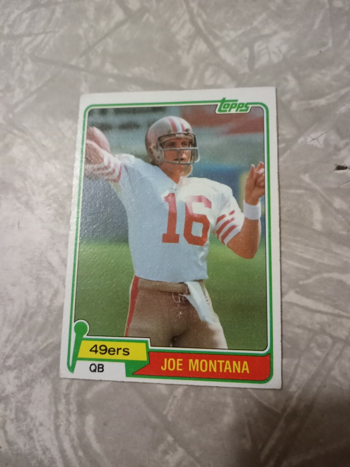 1981 topps joe montana rookie card 216 🔥