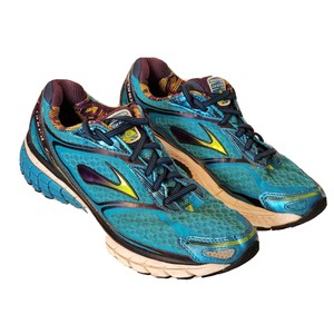 brooks ghost womens size 8
