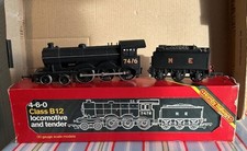 Hornby R.50, OO gauge, LNER Class B12/3 loco & tender, runs well, plz read notes