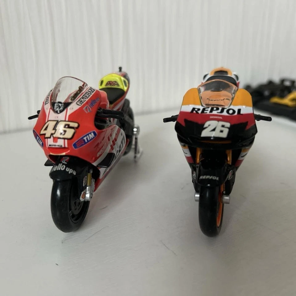Modelo de réplica de motocicleta diecast coleccionable exhibición regalo detalles realistas Foto 3 de 4