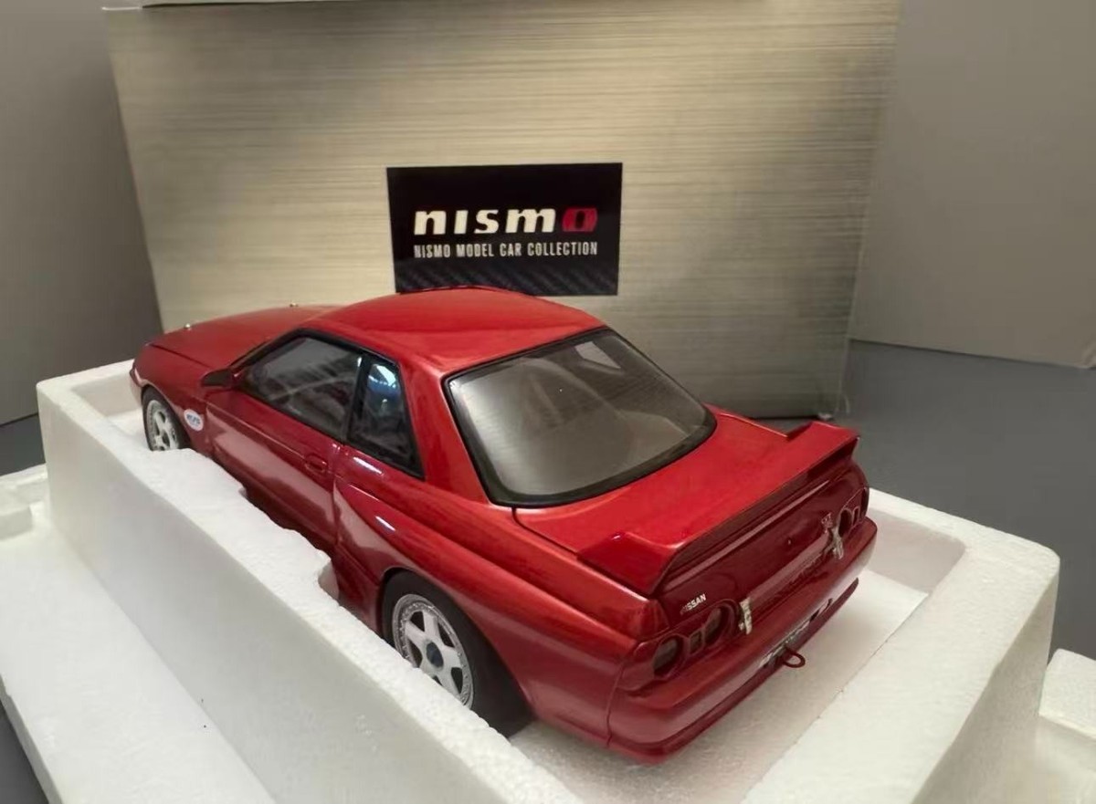 Autoart 1/18 Nissan Skyline GTR R32 Group A Racing Pearl Red NISMO