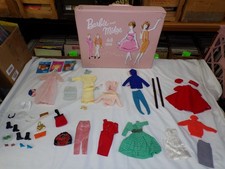 Vintage Mattel Barbie  Midge Doll Case W/ Clothes, Shoes  Accessories  N/R 
