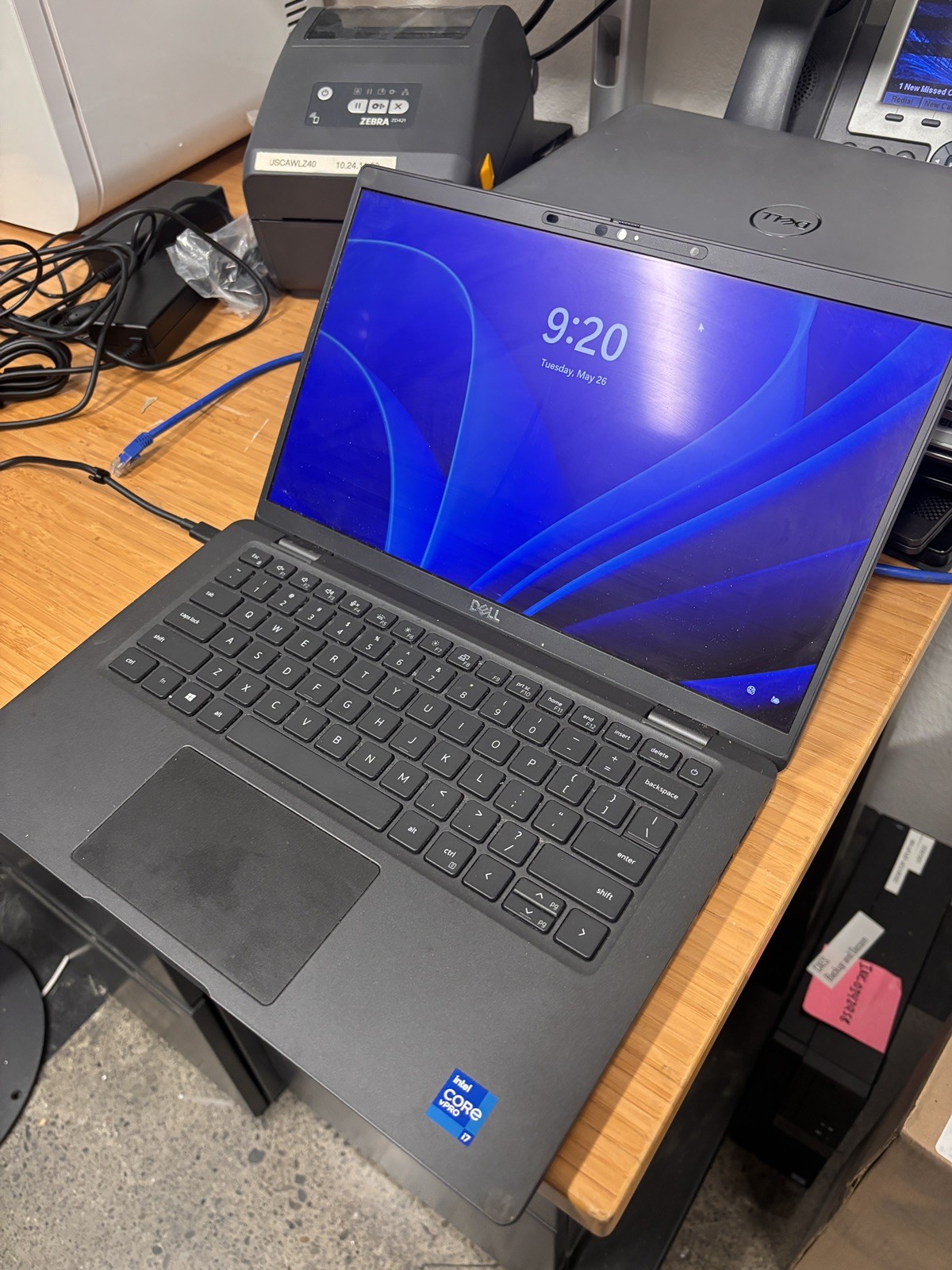 Dell Latitude 7420 2-in-1 Touch Screen Laptop FHD Intel i7-11th Gen 16GB 256GB