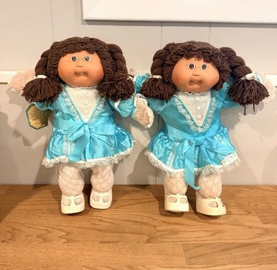 Cabbage Patch Twin Girls Limited Ed., Original, Clothes Braids Dress & Shoes!