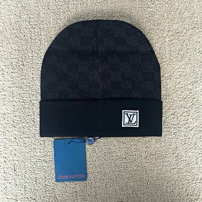 Louis Vuitton Black/Gray Beanie New with Tags Dust Bag Men's Size S