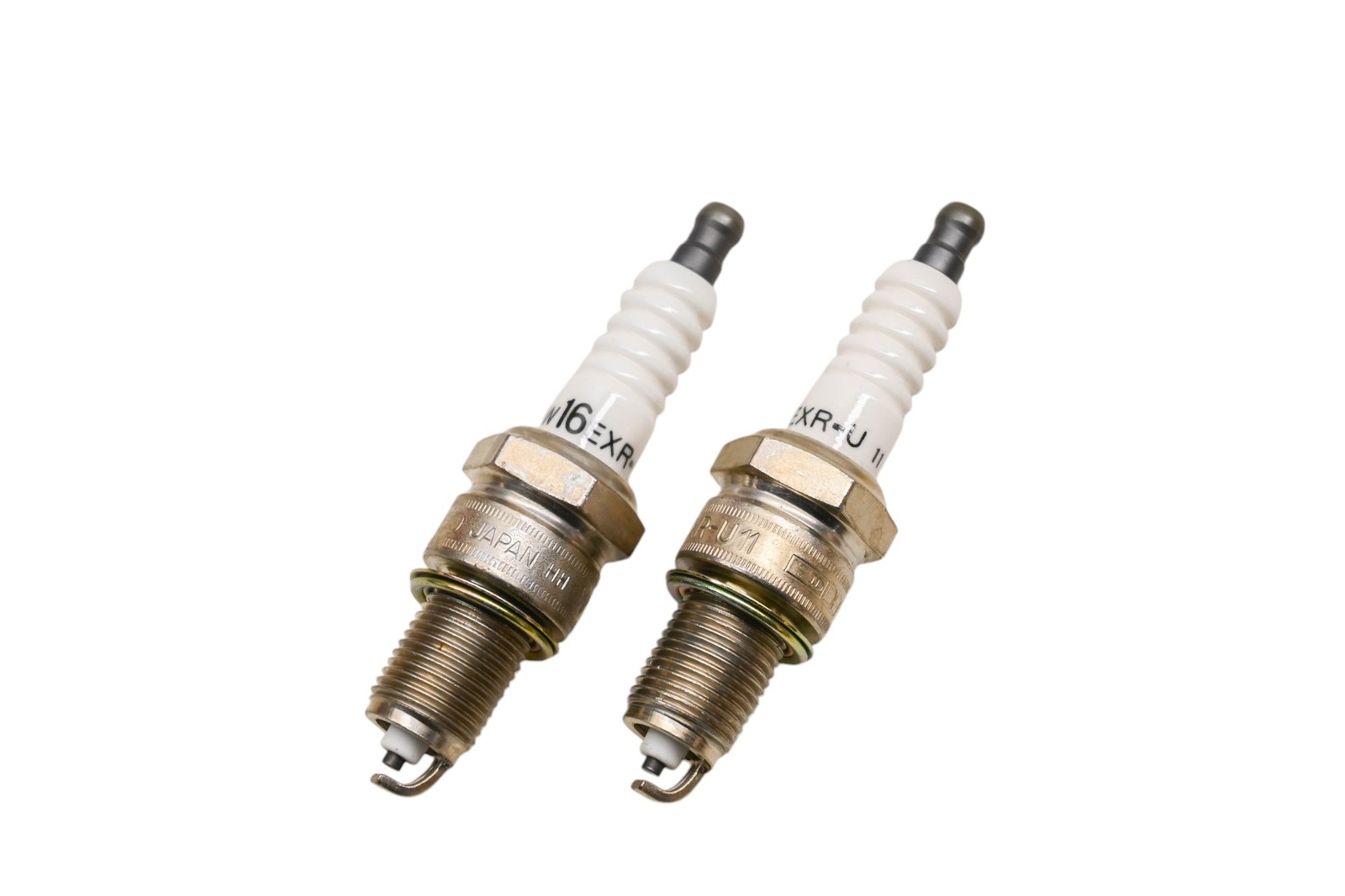 Nippon Denso W16EXR-U11 Spark Plugs Qty 2 NOS