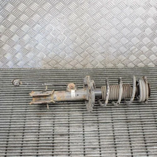 Amortiguadores derechos Nissan para coches