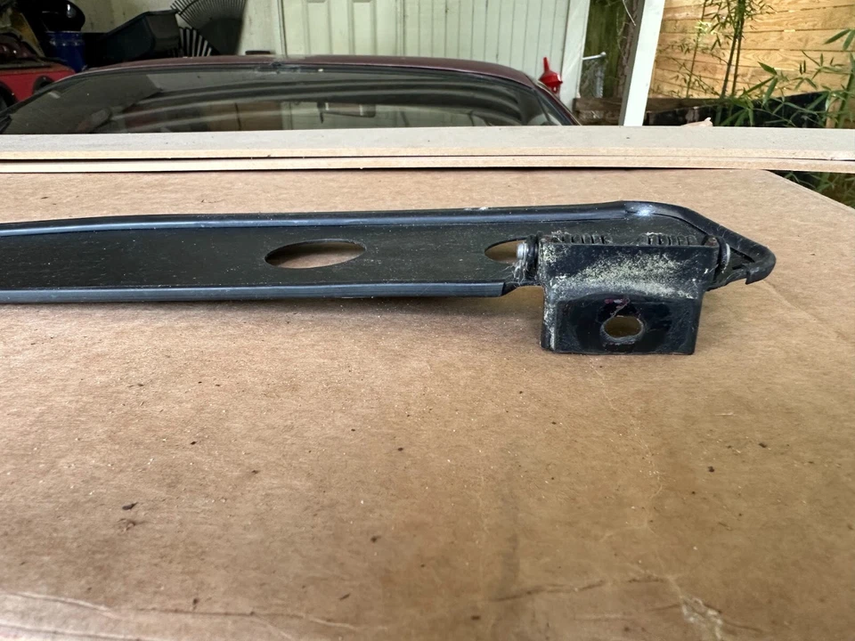 1991-1996 Mitsubishi 3000gt Dodge Stealth Moonroof Air Dam Deflector - Image 4 of 4