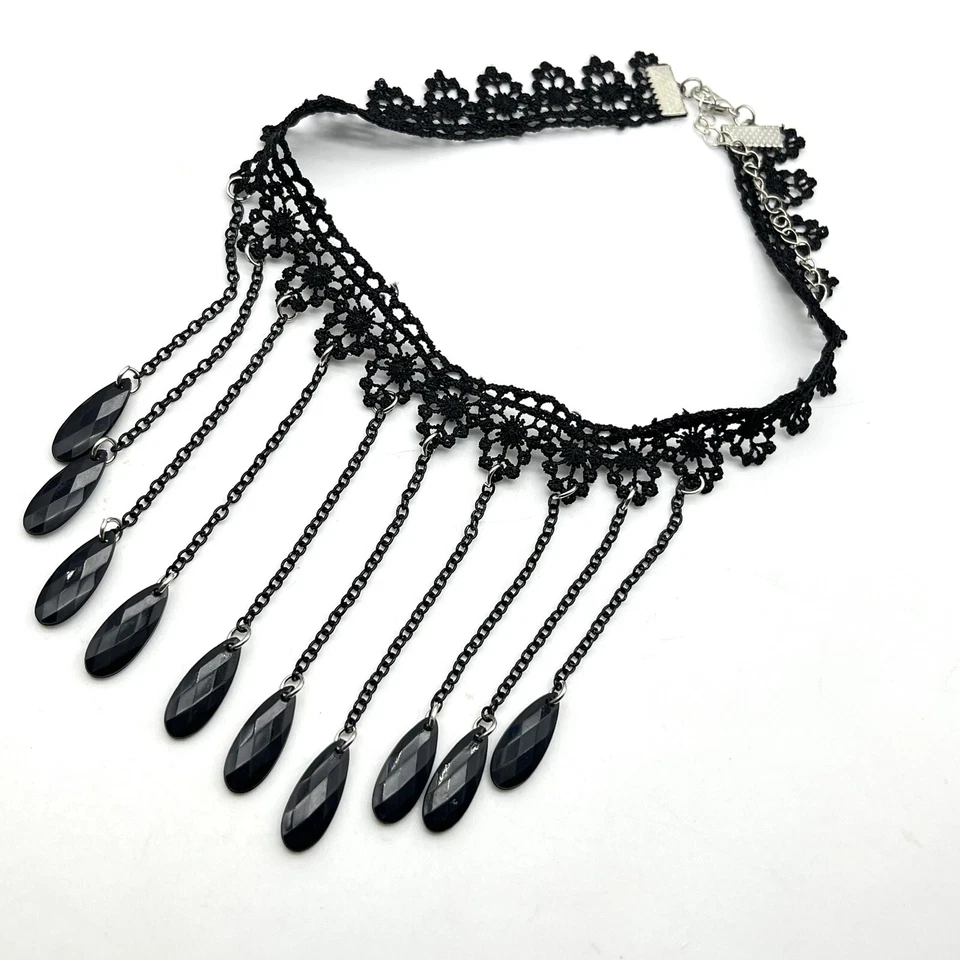 Gargantilla negra con flecos gótica boho victoriana renacimiento banda de encaje Foto 2 de 4