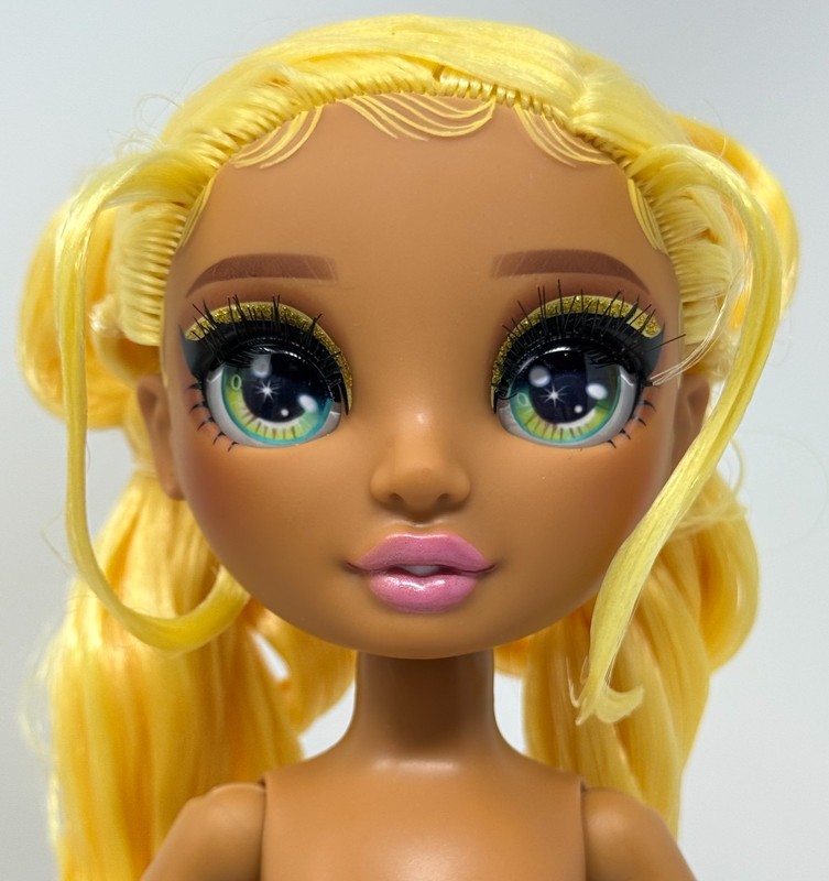 Rainbow High Shadow Special Edition Madison Twins Sunny Nude Yellow Fashion Doll