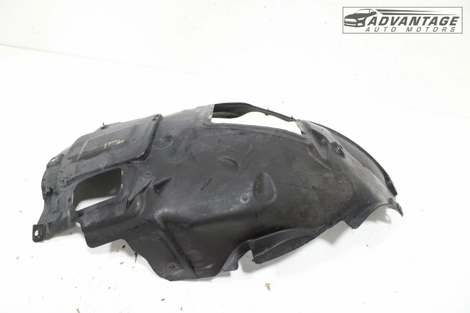 2013-18 BMW 320I XDRIVE ПЕРЕДНЯЯ ПРАВАЯ СТОРОНА ПЕРЕДНЕЕ КРЫЛО ПОДКЛАДКА БРЫЗГОВИК ЩИТ OEM - Изображение 2 из 4