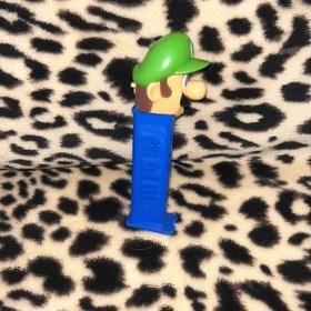 Super Mario Bros, Luigi PEZ Candy Dispenser:  Nintendo NES