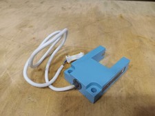 Yamatake Honeywell FE8V-TA6 u shaped sensor photoelectric sensor 10-28V NEW