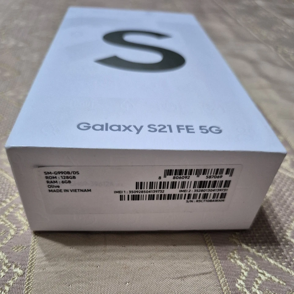 SMARTPHONE SAMSUNG GALAXY S21 FE 5G SM G990B 128 GB DUAL SIM 6.4" VERDE OTTIMO - Immagine 2 di 4