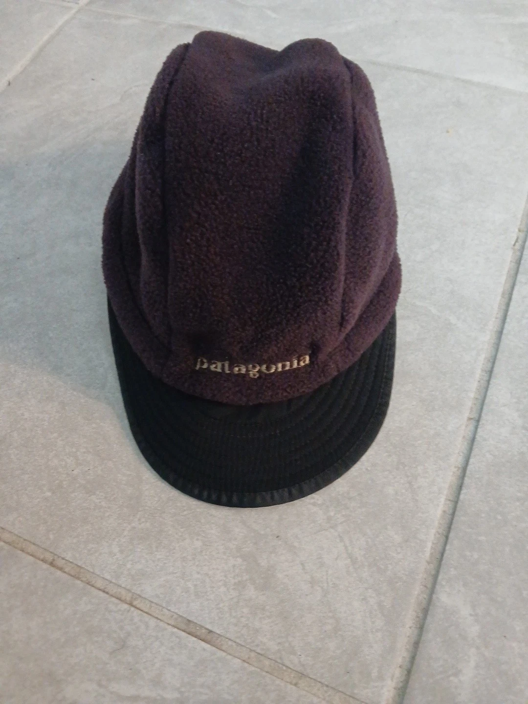 Vintage Patagonia Synchilla Fleece Duckbill Hat Cap Large Purple
Opens in a new window or tab